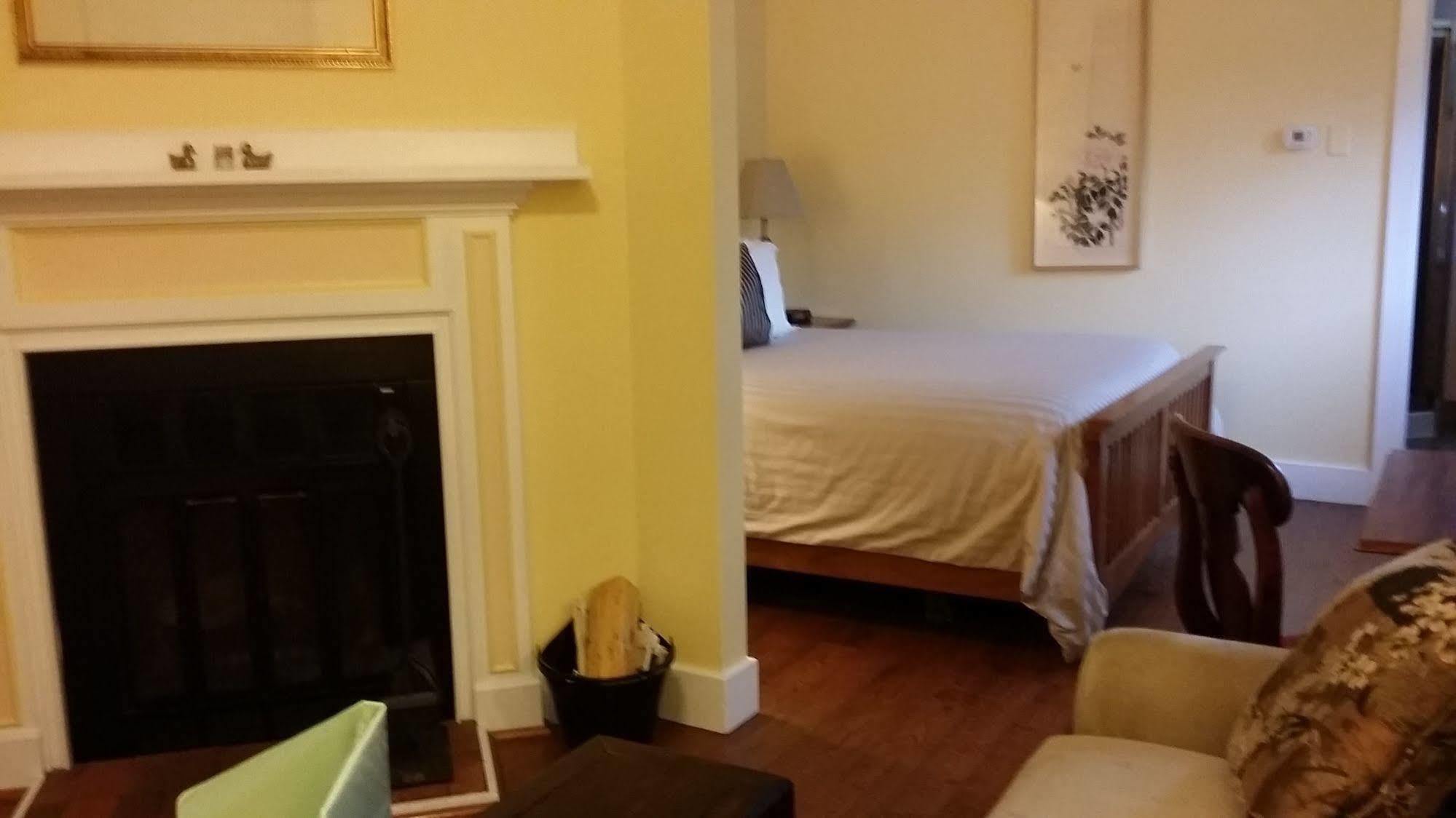 Briar Rose Bed & Breakfast Боулдер Экстерьер фото